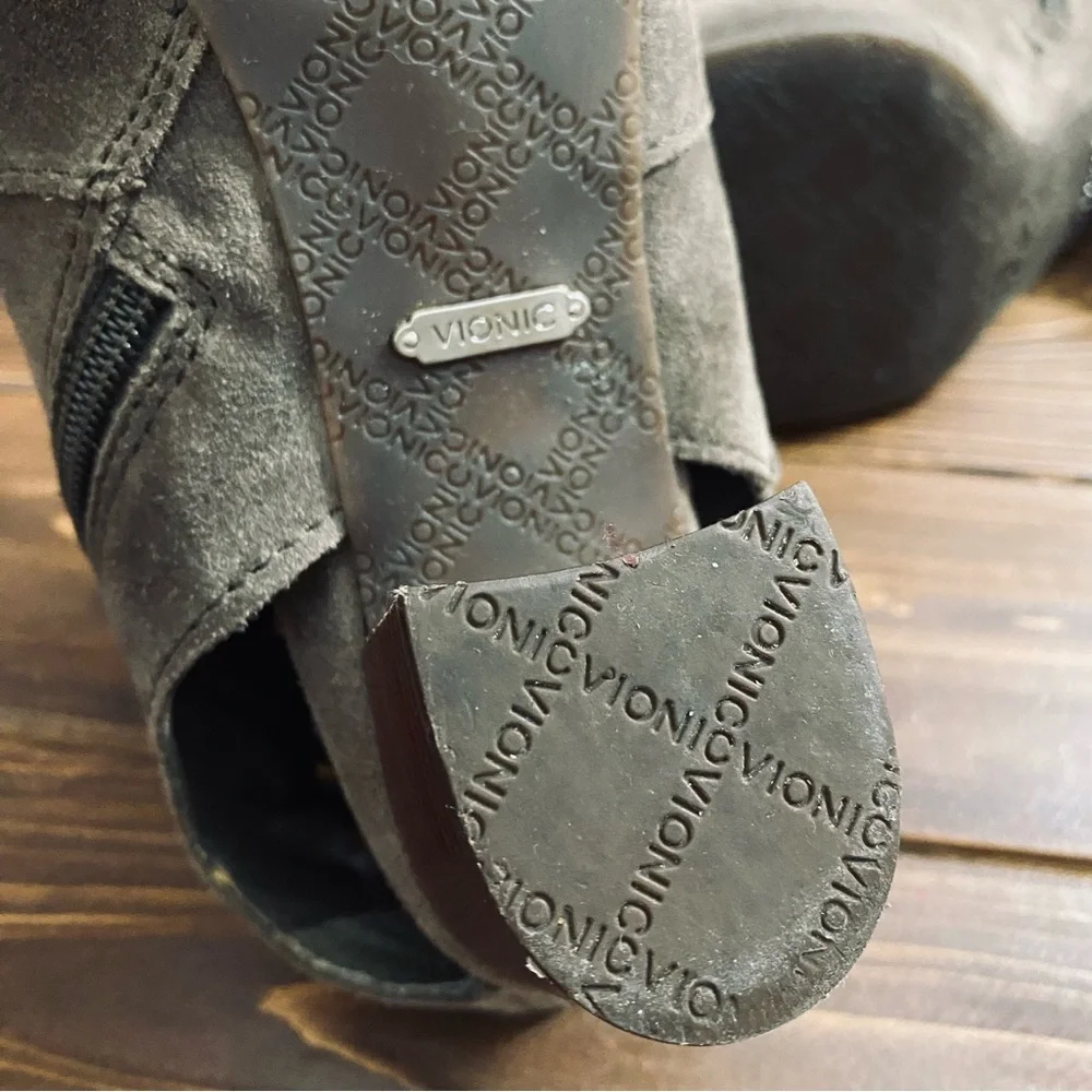 Vionic Bristol Suede Genuine Leather Lace-Up Dark Taupe Sandal Booties Size 6.5‎